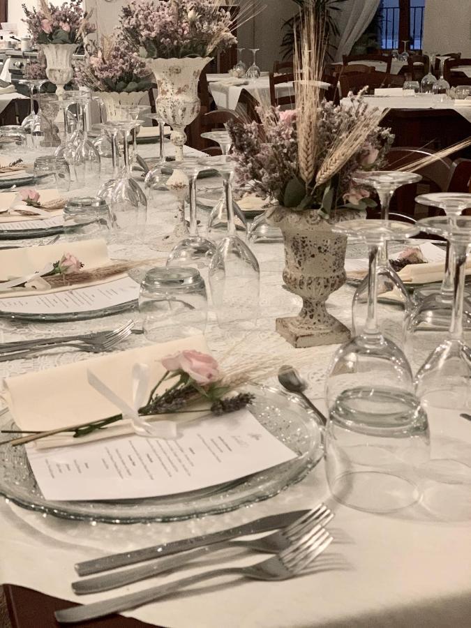 Sui Passi Di Francesco Hotel Valfabbrica Kültér fotó