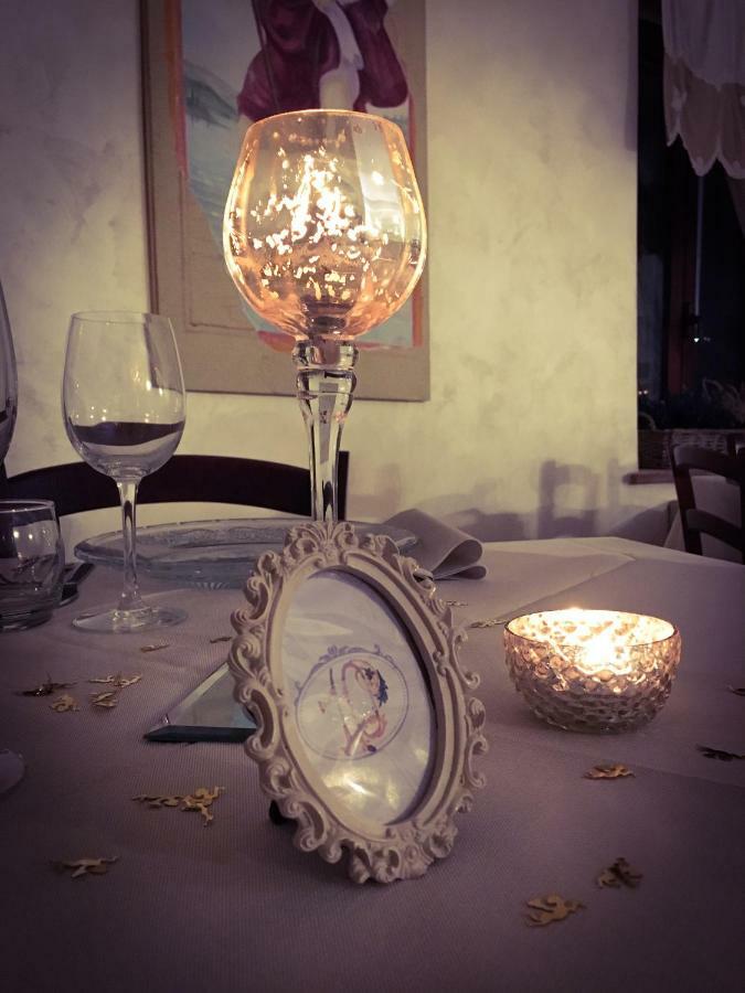 Sui Passi Di Francesco Hotel Valfabbrica Kültér fotó